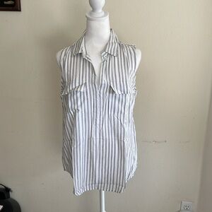 Loft Outlet Women’s M sleeveless blouse